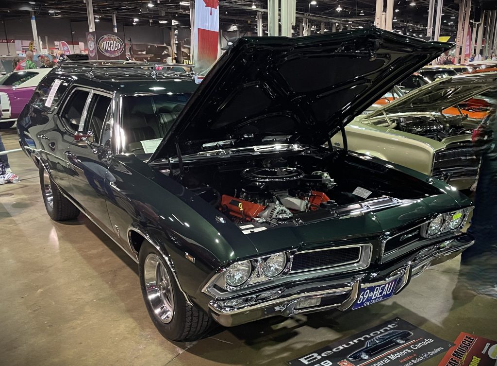 Canadian Market 1969 Pontiac Beaumont Station Wagon